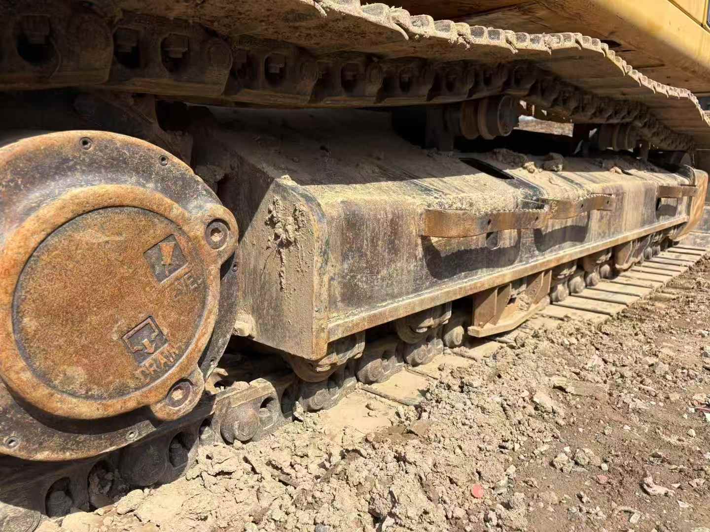 Buy Caterpillar 326DL Used Excavator / 9