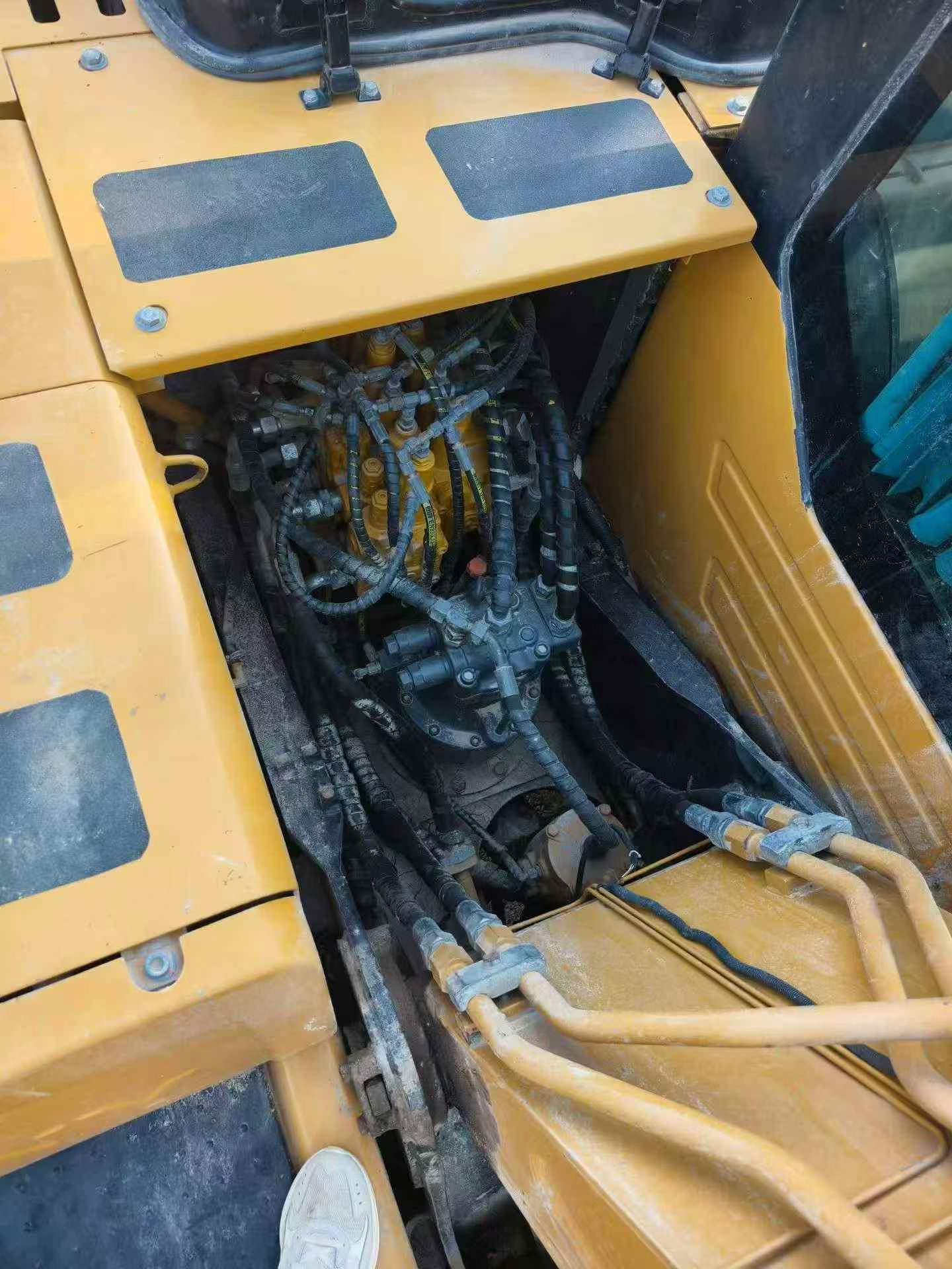 Buy Sany SY135 Used Excavator / 9