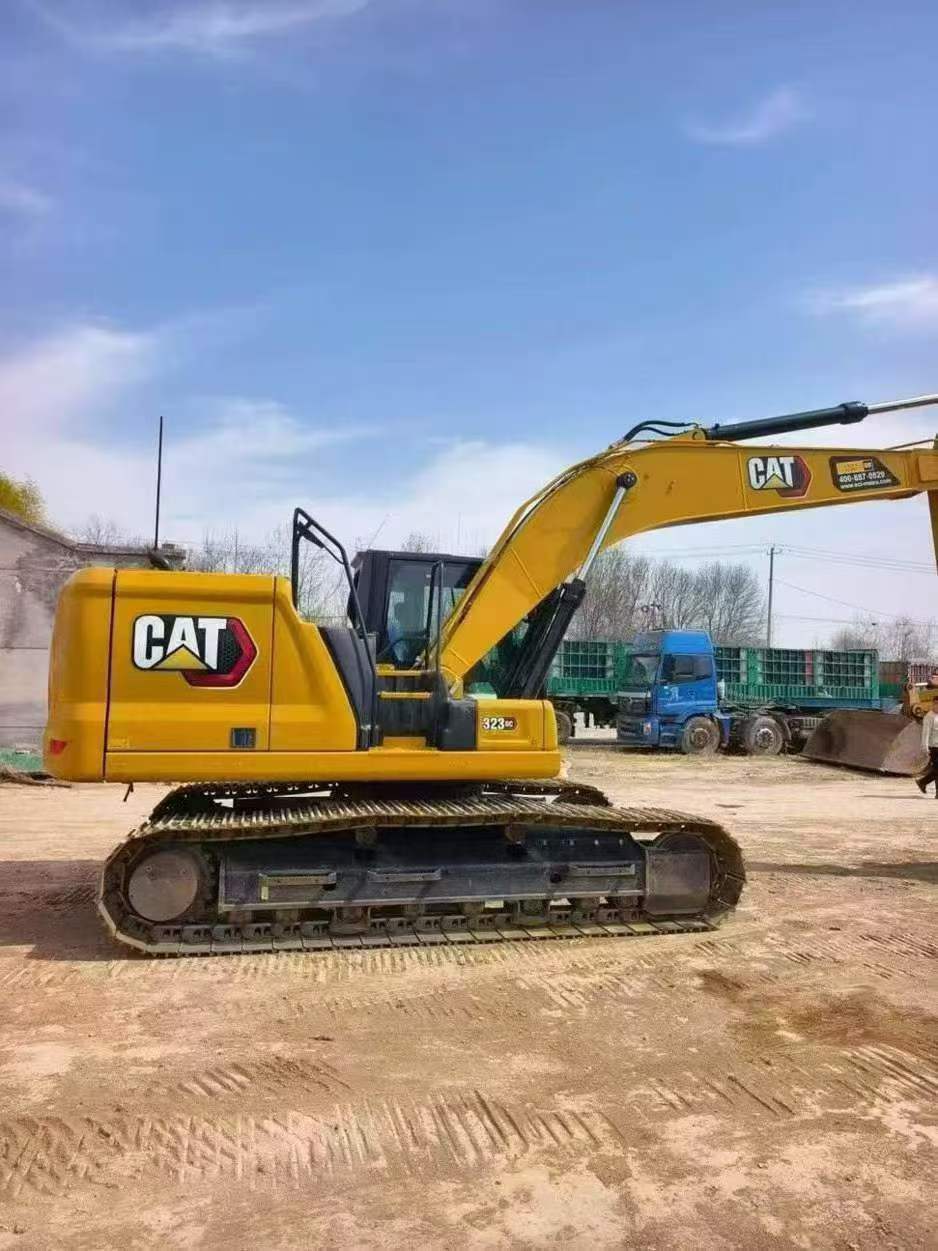 Buy Caterpillar 323 Used Excavator / 6