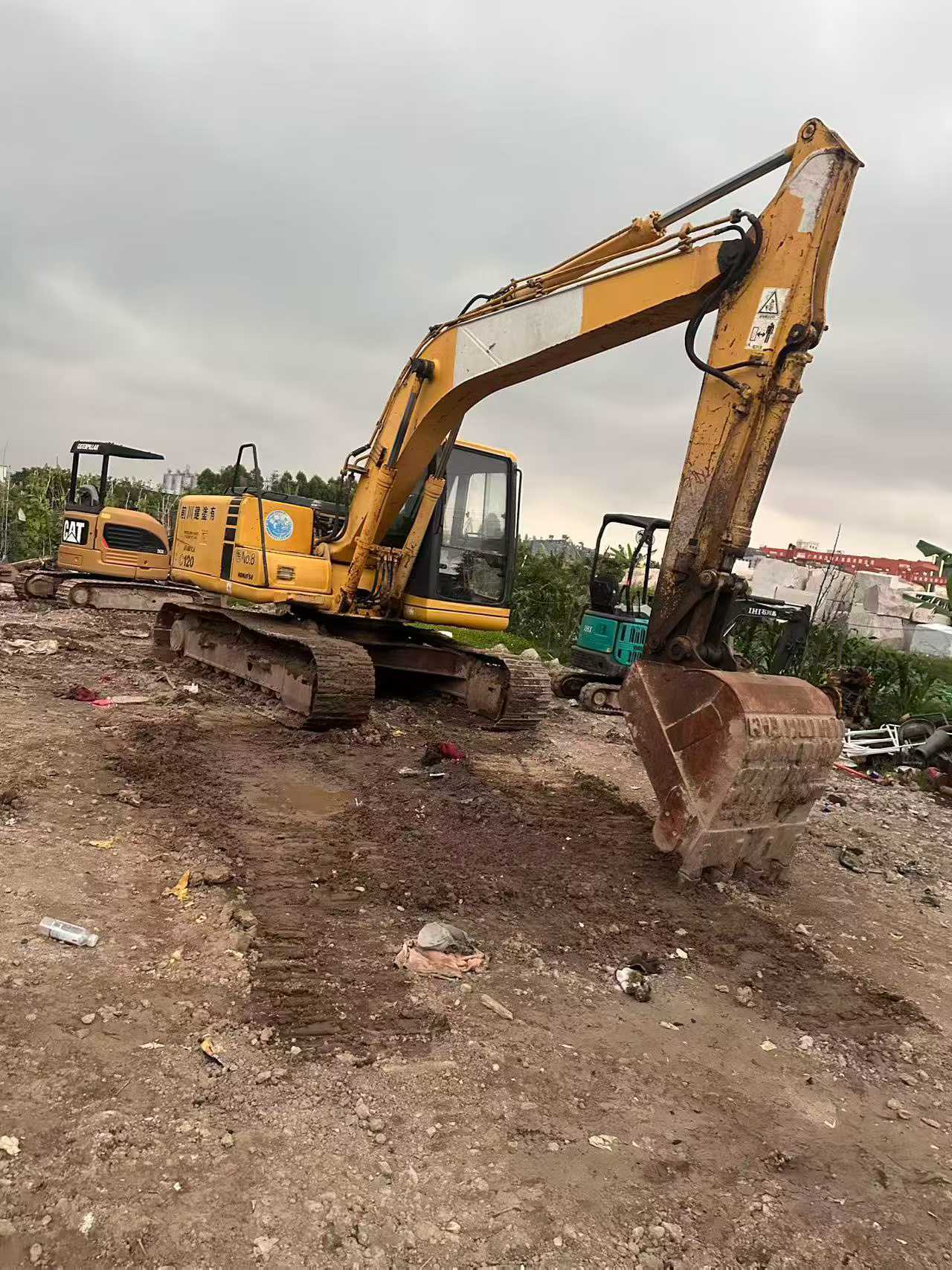 Buy Komatsu PC120-6E Used Excavator / 2