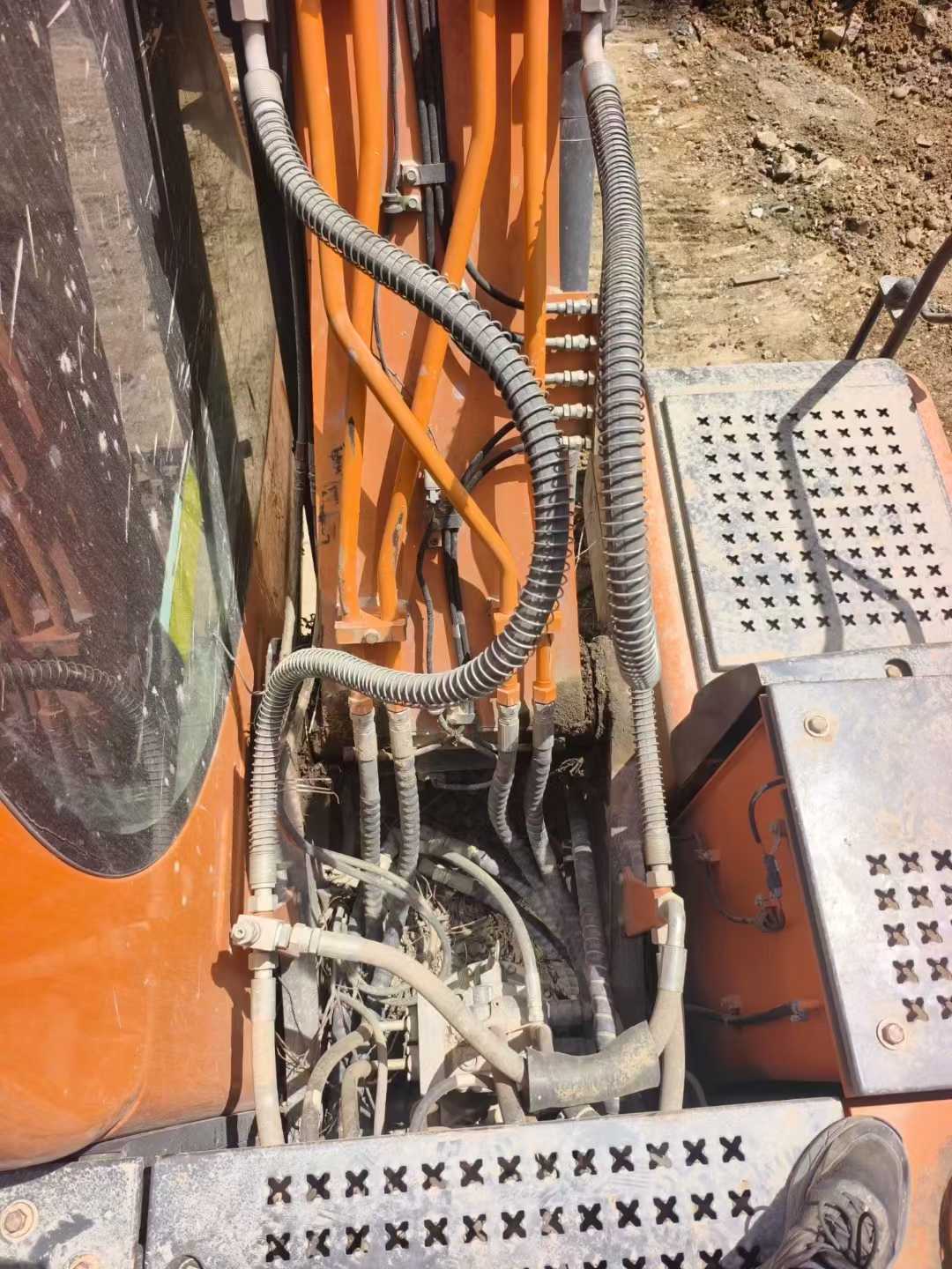 Buy Doosan S130W-3 Used Excavator / 9