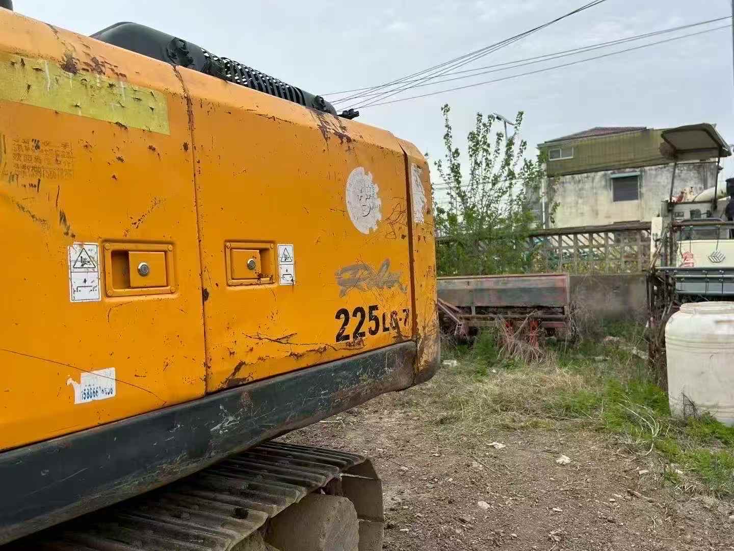 Buy Hyundai R225-7 Used Excavator / 9