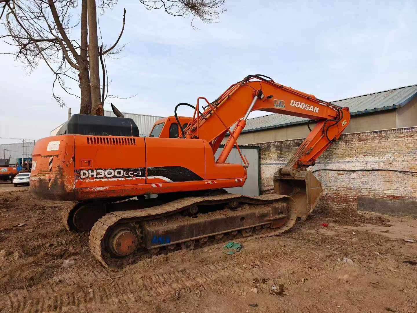 Buy Doosan DH300-7 Used Excavator / 6