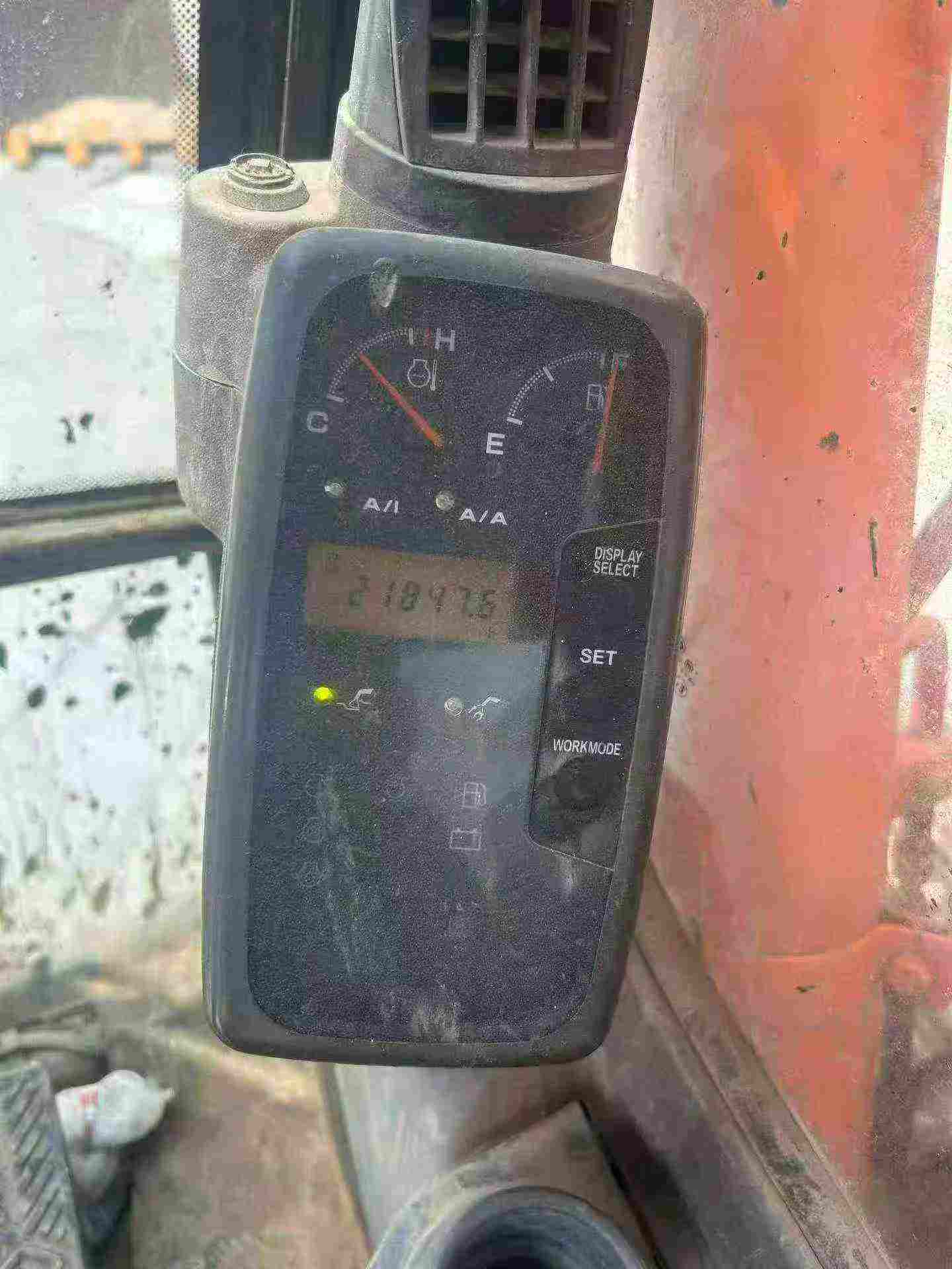 Buy Hitachi EX120-6 Used Excavator / 9