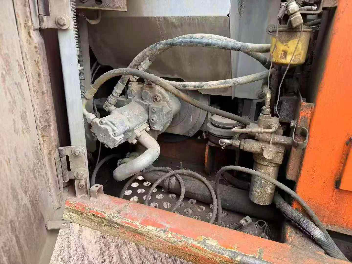 Buy Hitachi ZX60 Used Excavator / 4
