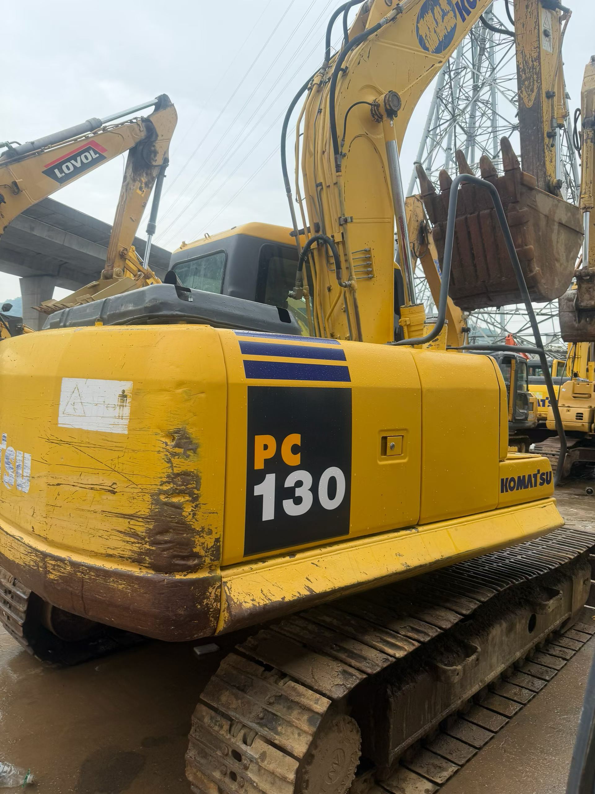 Buy Komatsu PC130-7 Used Excavator / 2