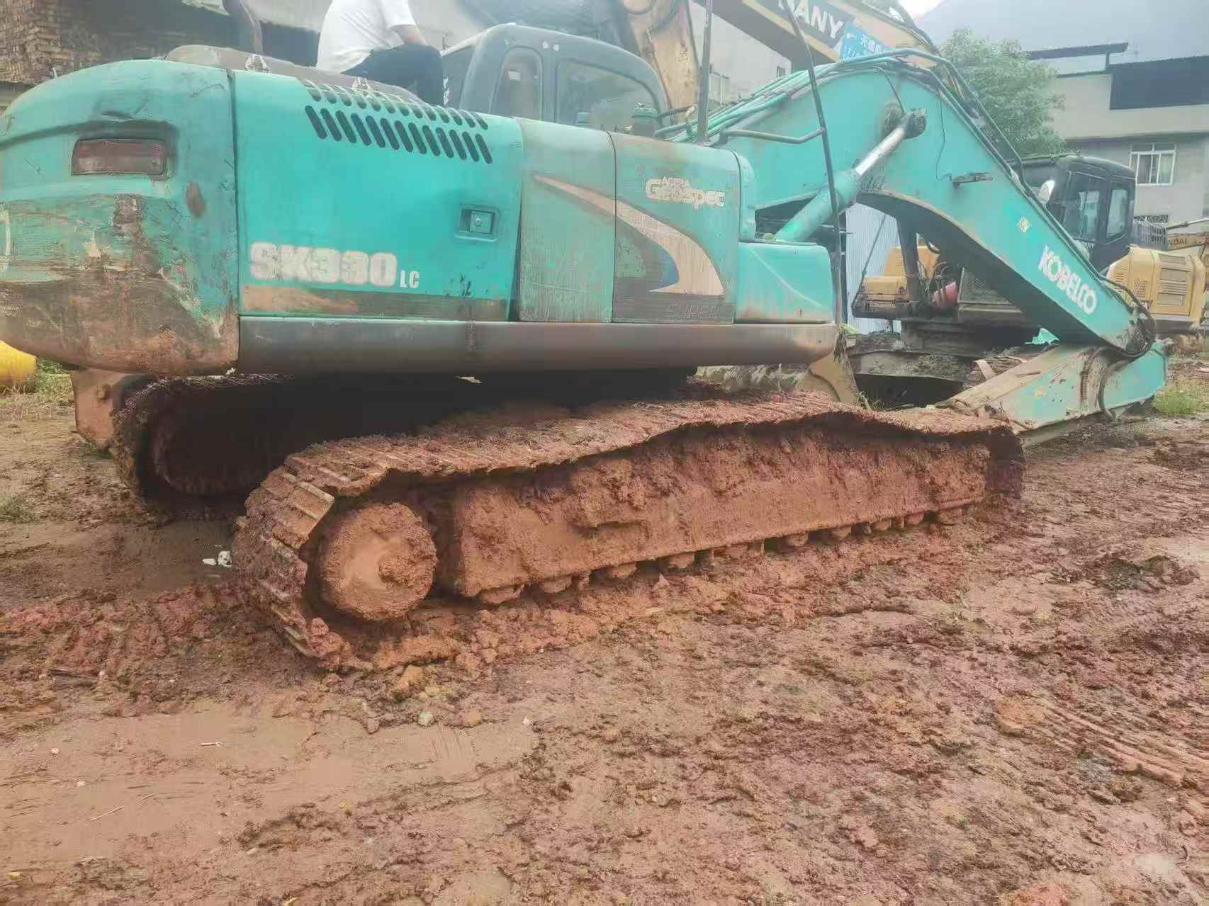 Buy Kobelco SK260 Used Excavator / 4