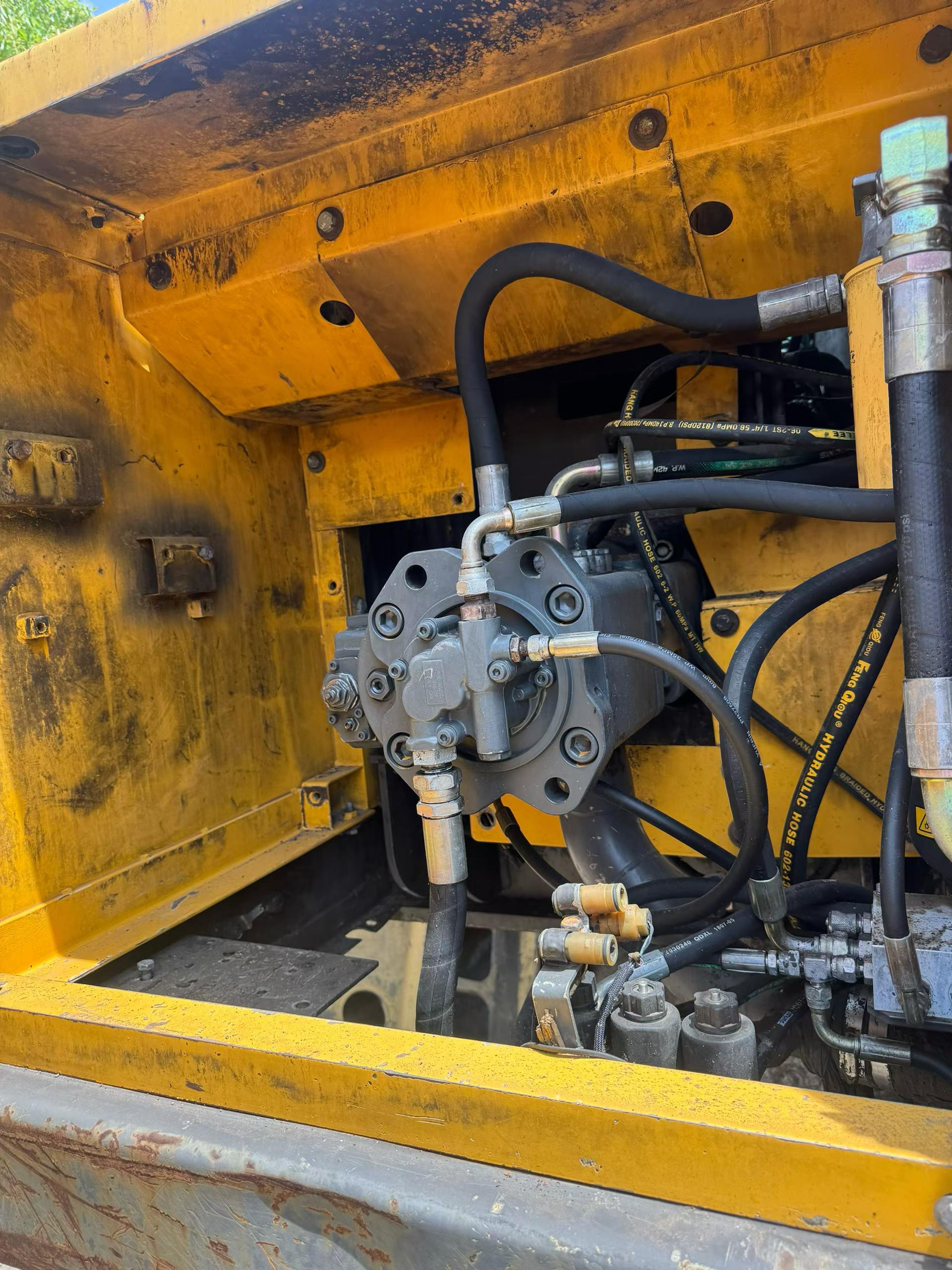 Buy Volvo EC210B Used Excavator / 5