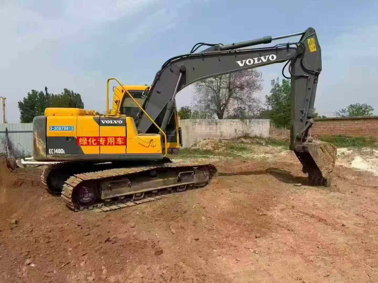 Buy Volvo EC140 Used Excavator / 3