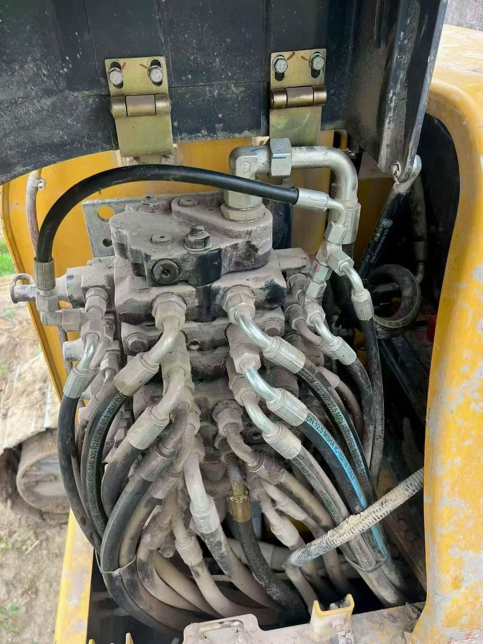 Buy XCMG XE60DA Used Excavator / 6