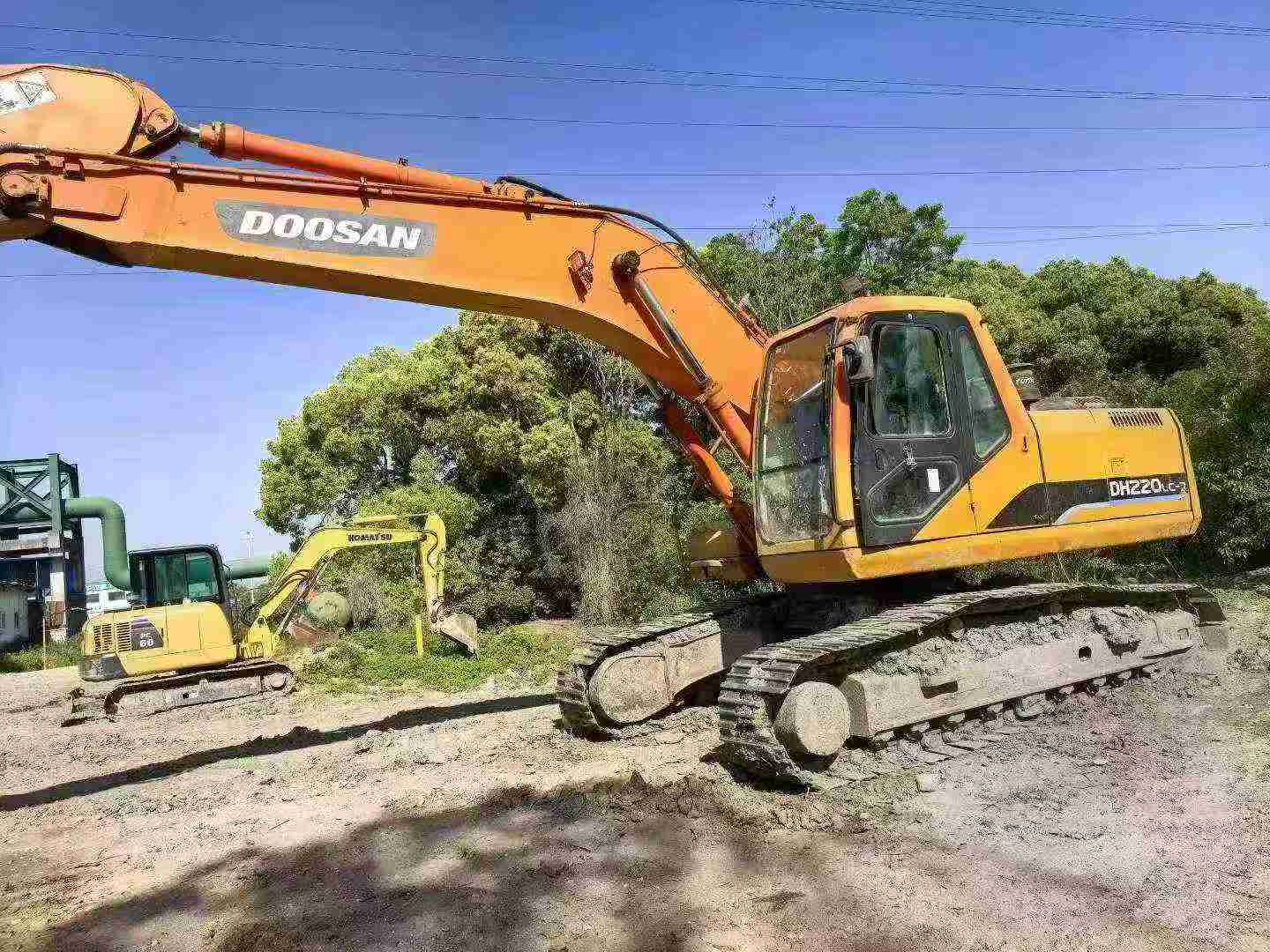 Buy Doosan DH220-7 Used Excavator / 3