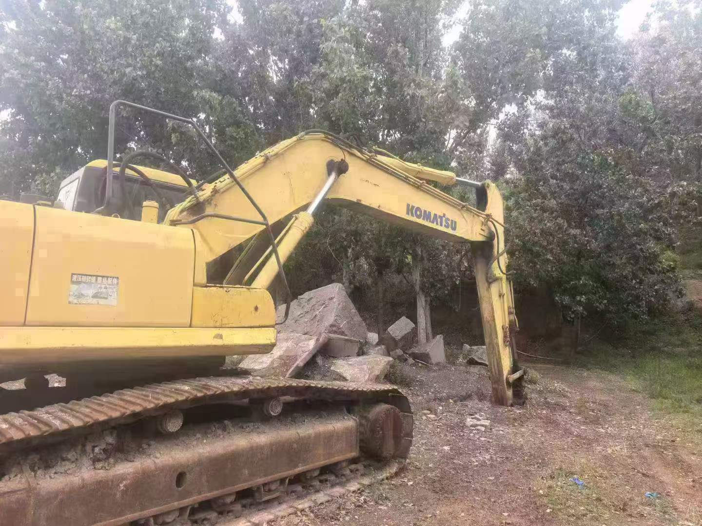 Buy Komatsu PC270-7 Used Excavator / 7