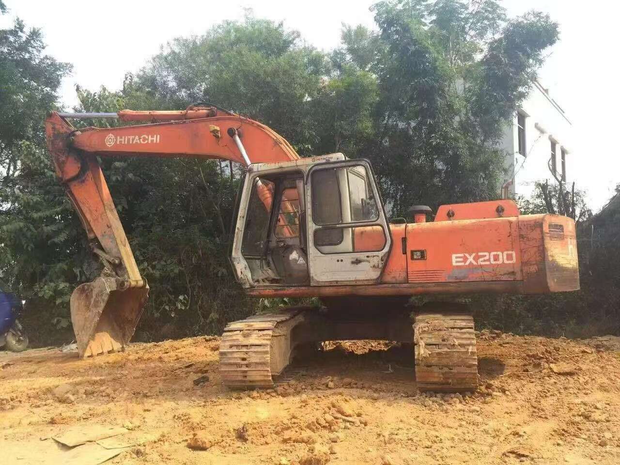 Buy Hitachi EX200-1 Used Excavator / 2