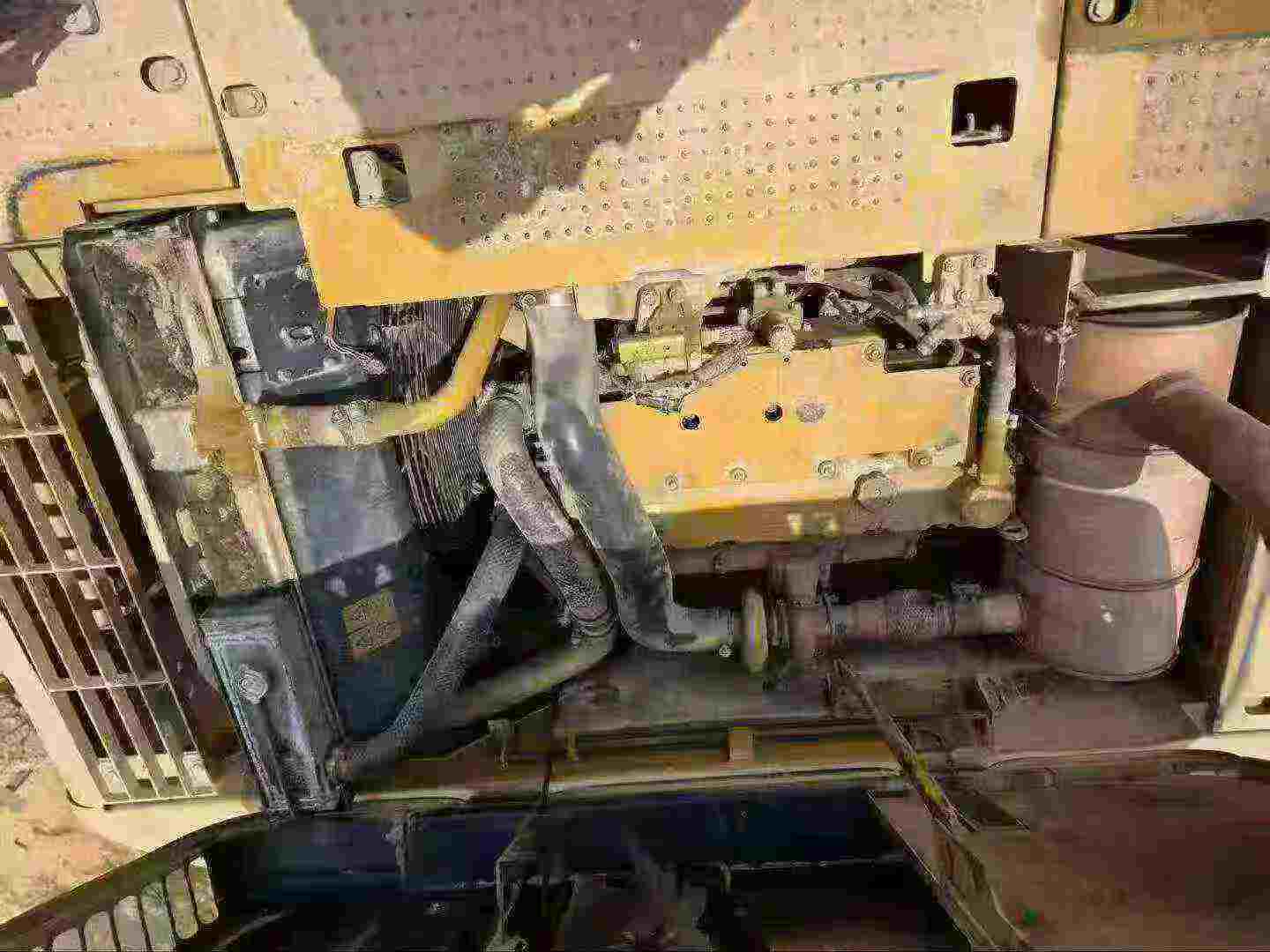 Buy Caterpillar 320D Used Excavator / 3