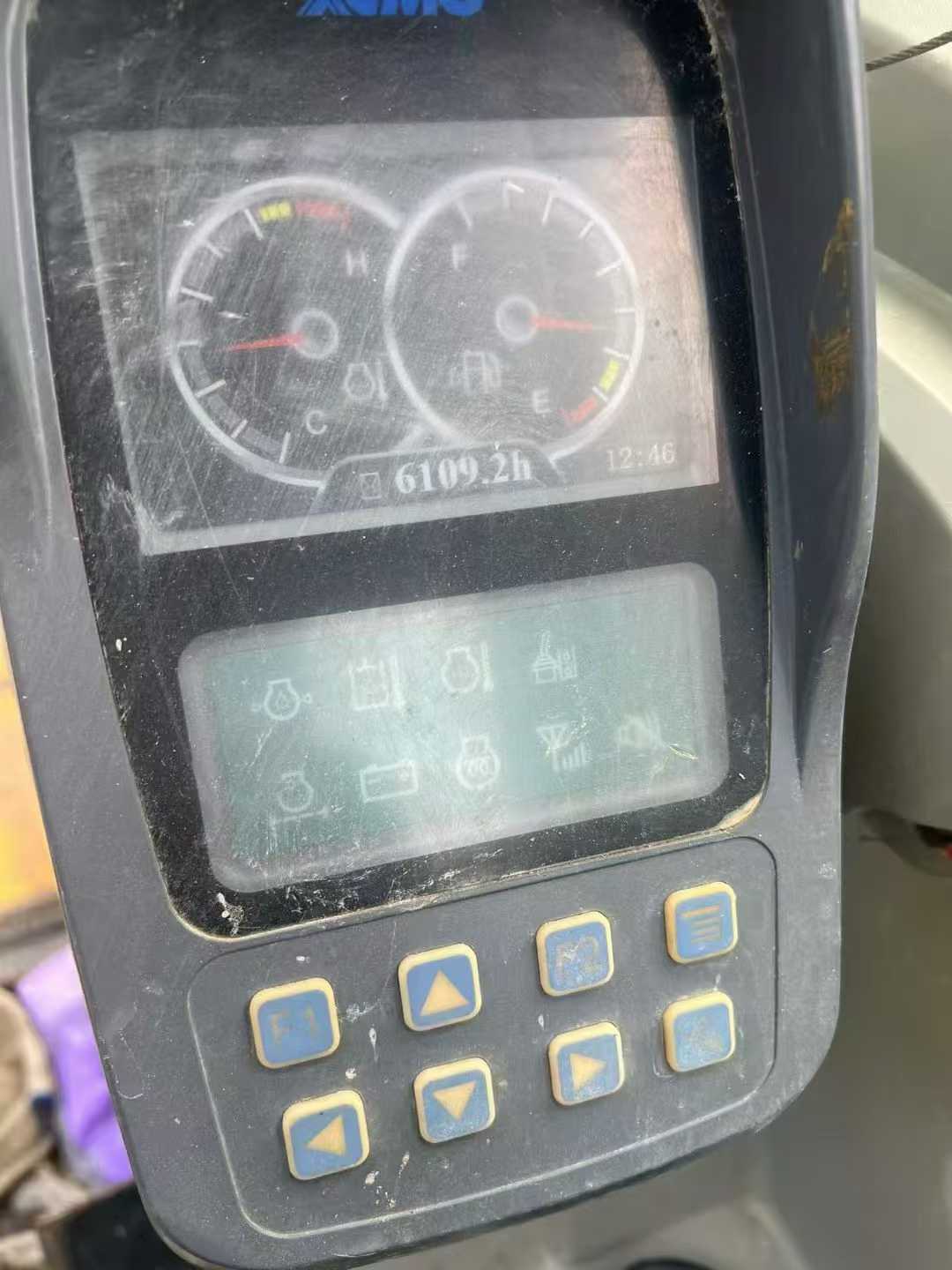 Buy XCMG XE60 Used Excavator / 9