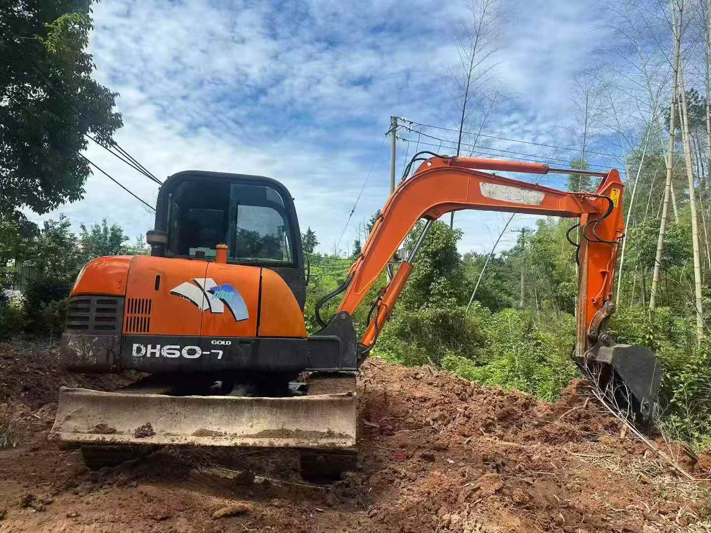 Comprar Doosan DH60 Usado Excavadora