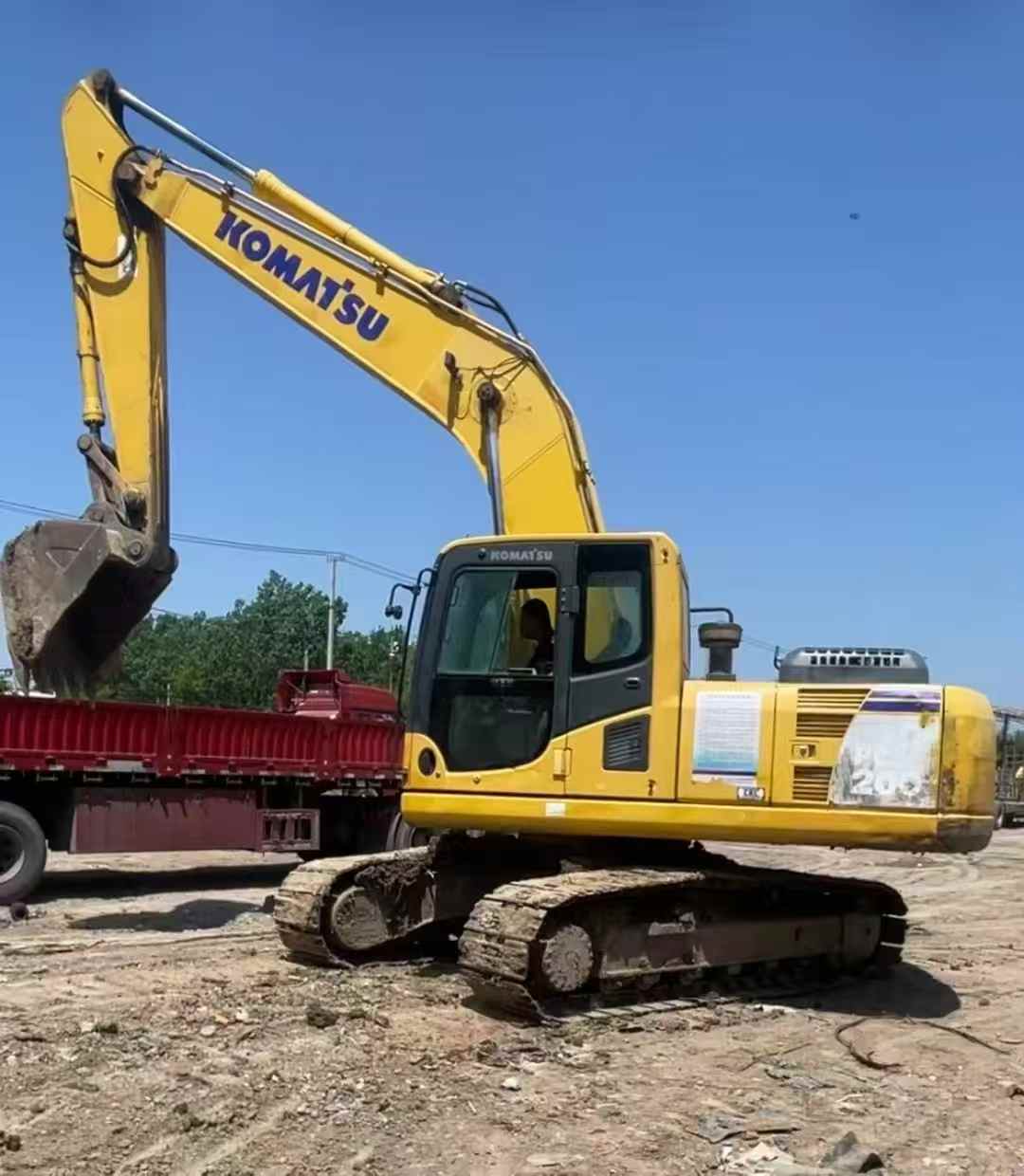 Buy Komatsu PC200-8 Used Excavator / 2
