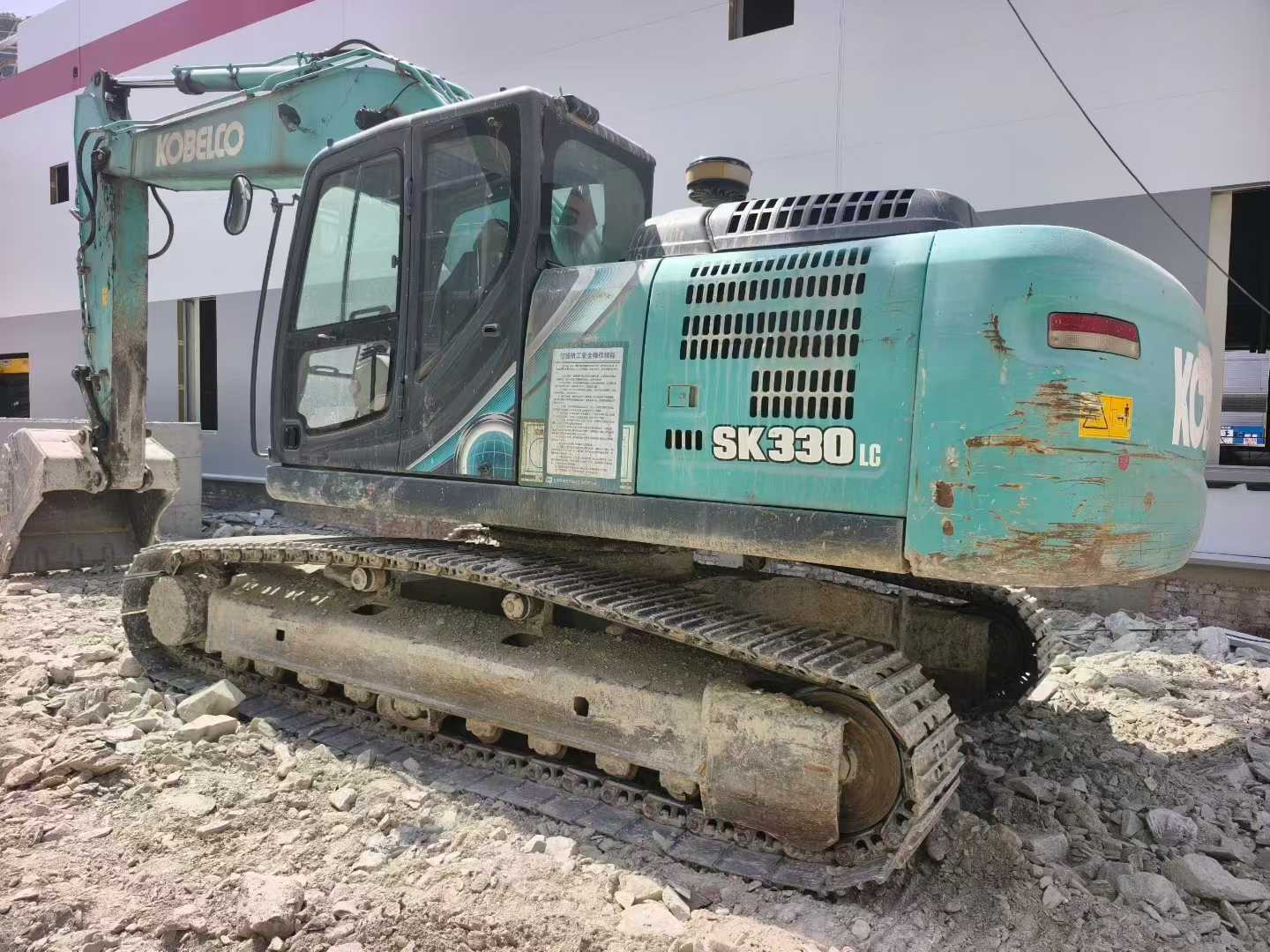 Buy Kobelco SK260 Used Excavator / 3