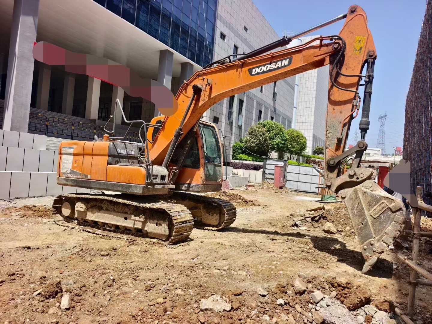 Buy Doosan S130W-3 Used Excavator / 2