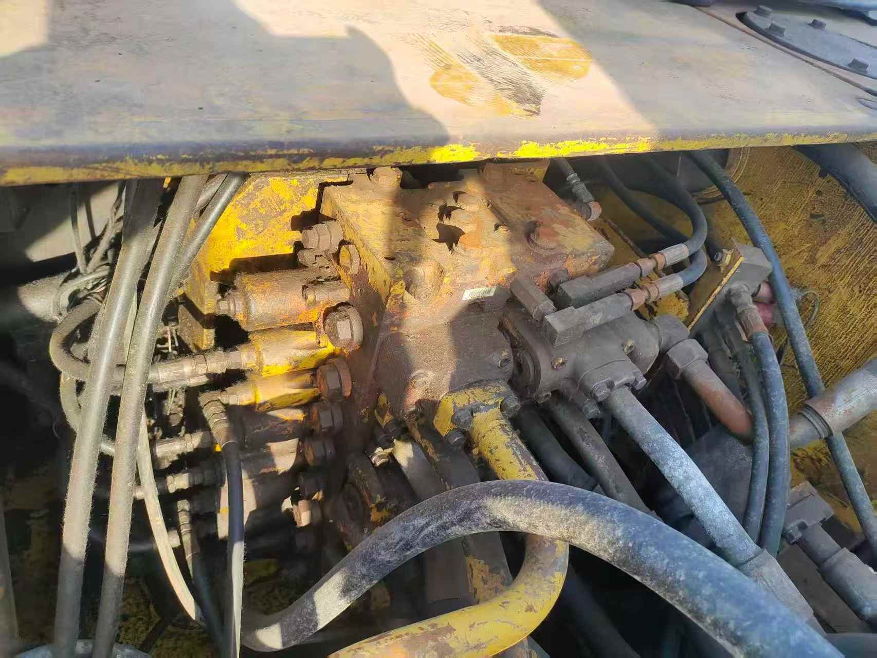 Buy Komatsu PC300-7 Used Excavator / 2