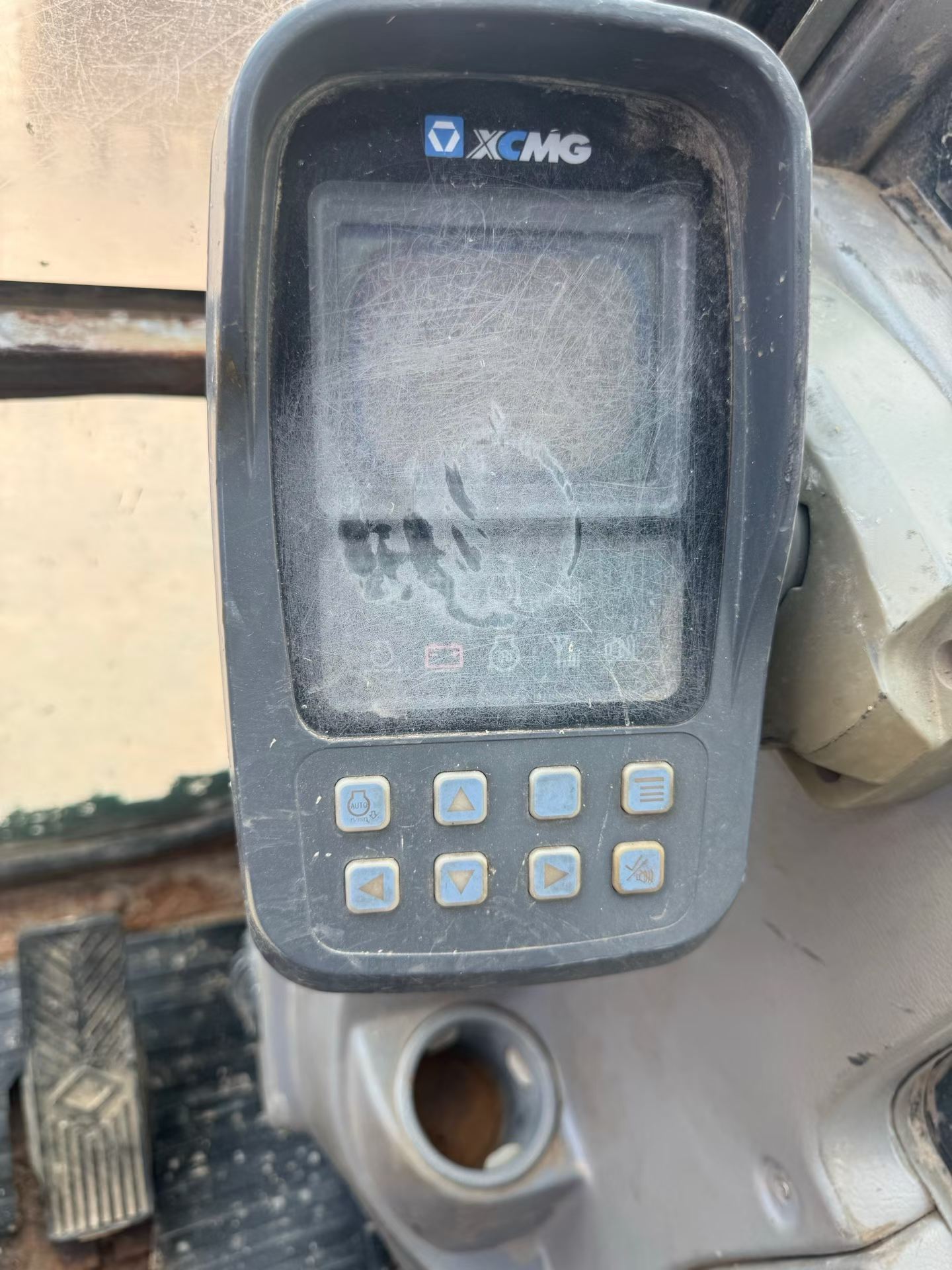 Buy XCMG XE85C Used Excavator / 4