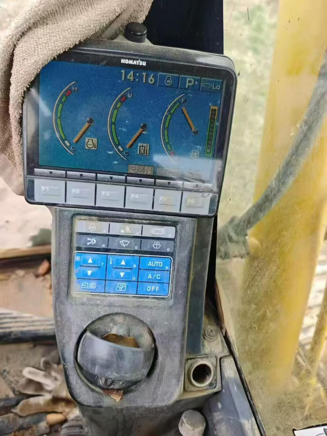 Buy Komatsu PC70-8 Used Excavator / 3