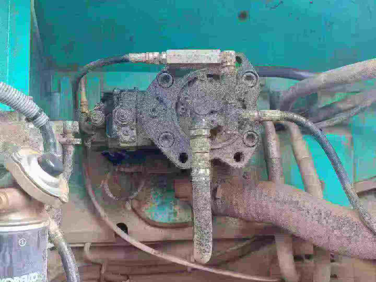 Buy Kobelco SK260 Used Excavator / 5