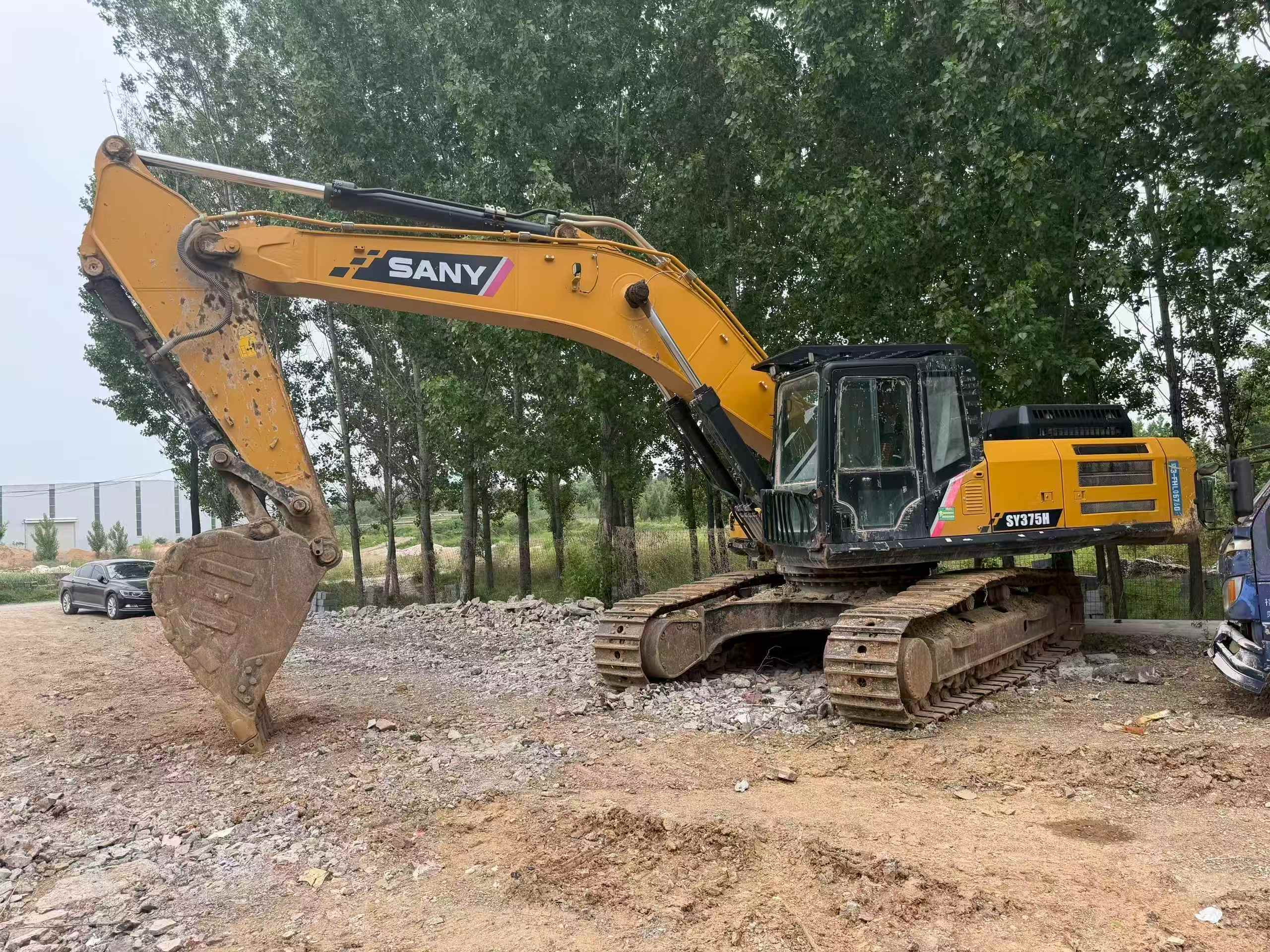 Buy Sany SY375H Used Excavator / 3