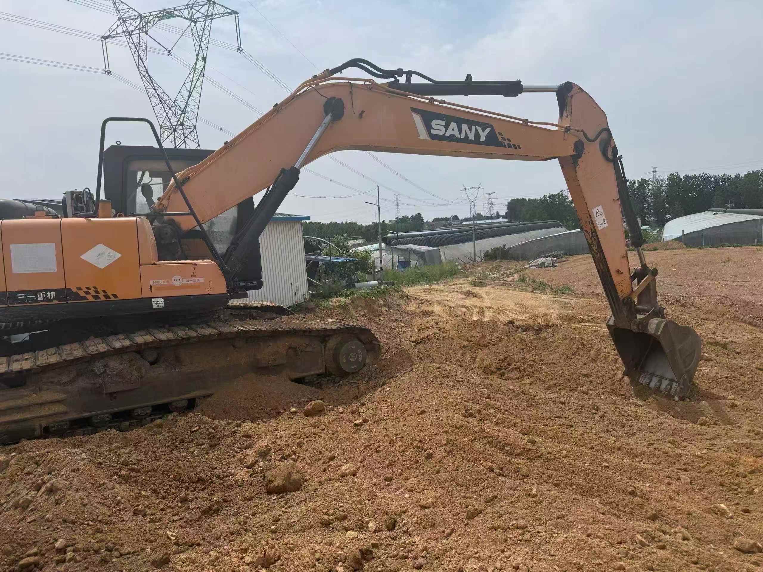 Buy Sany SY215C-8 Used Excavator / 2