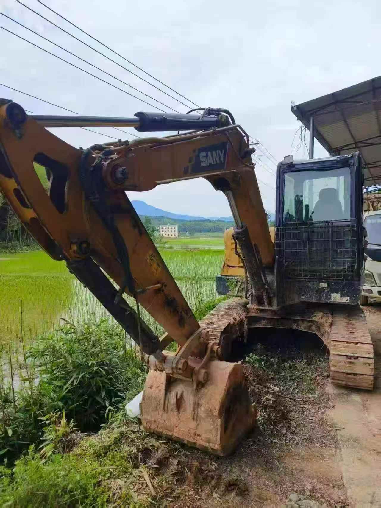 Buy Sany SY60 Used Excavator / 2