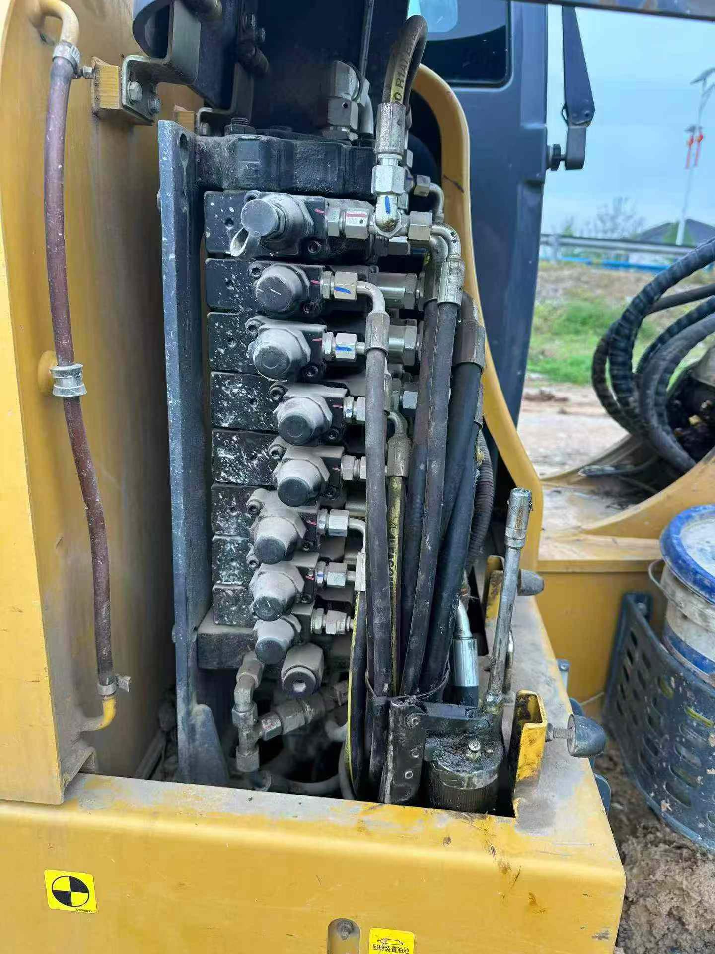 Buy XCMG XE60 Used Excavator / 4
