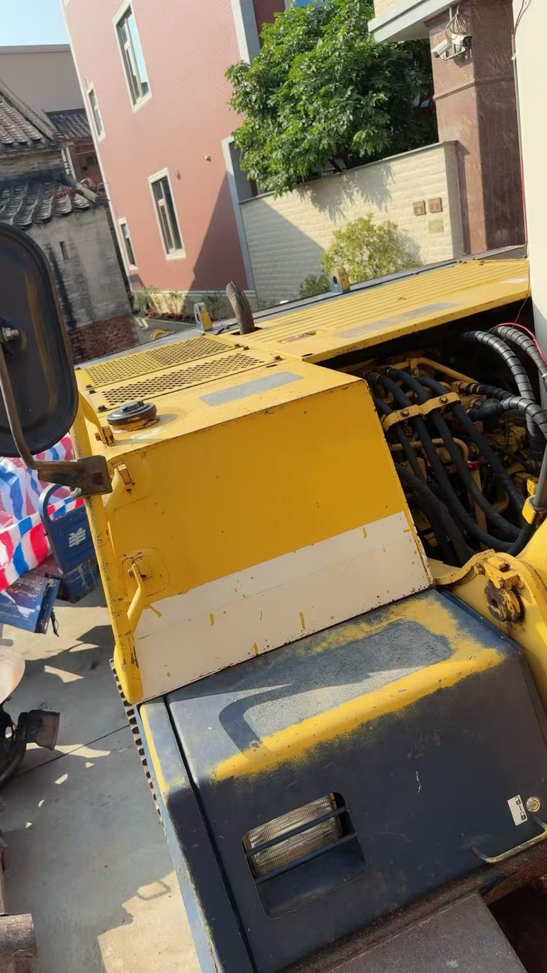 Buy Komatsu PC130-5 Used Excavator / 8