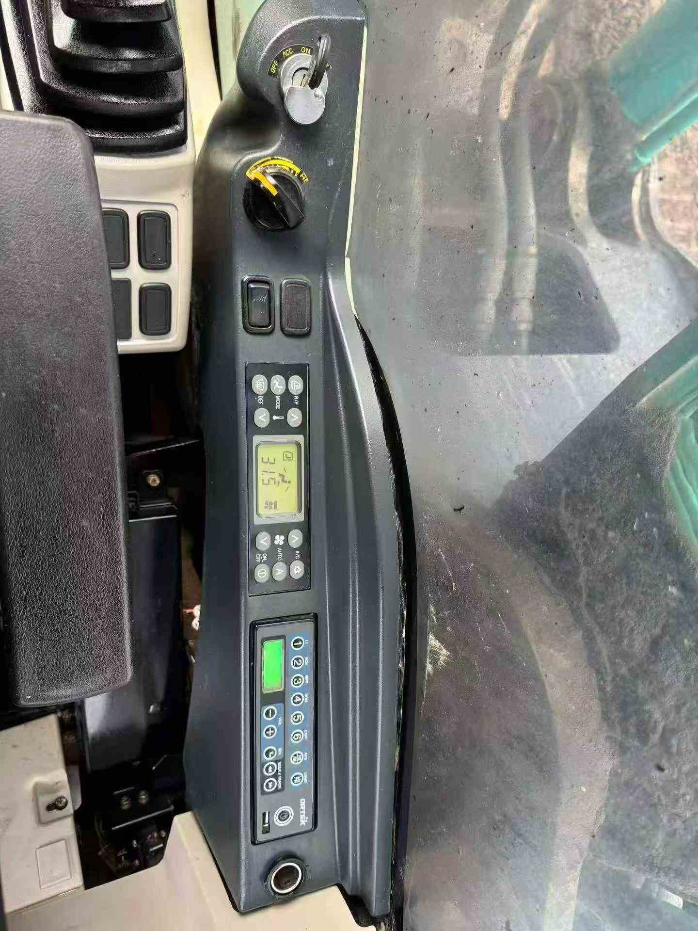Buy Kobelco SK350-8 Used Excavator / 3