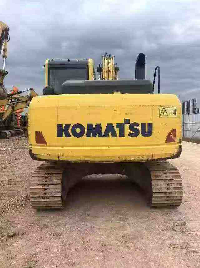 Buy Komatsu PC130 Used Excavator / 3