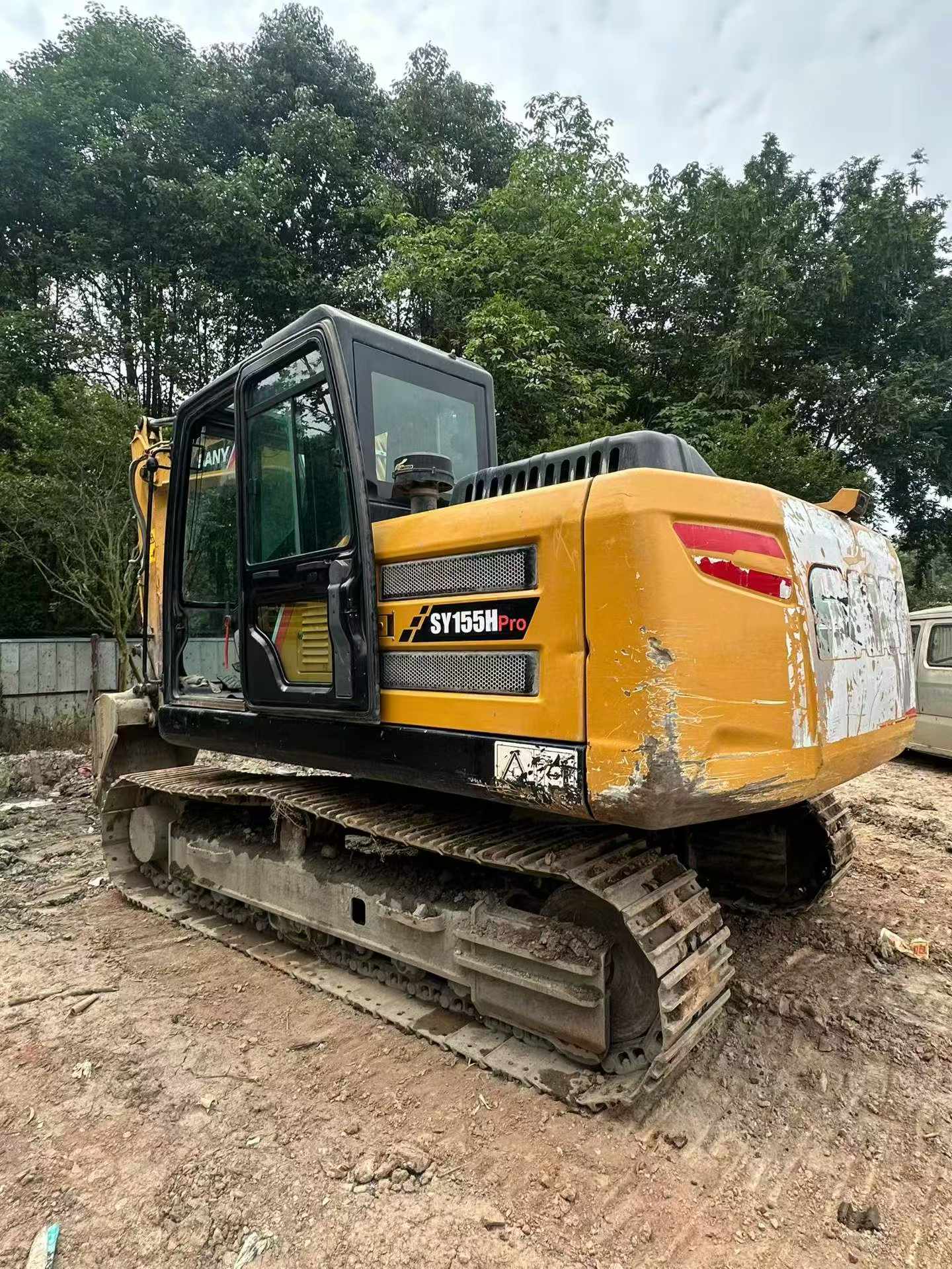 Buy Sany SY135 Used Excavator / 2