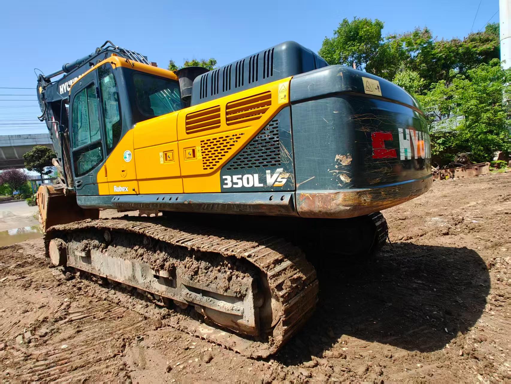 Buy Hyundai R350LVS Used Excavator / 2