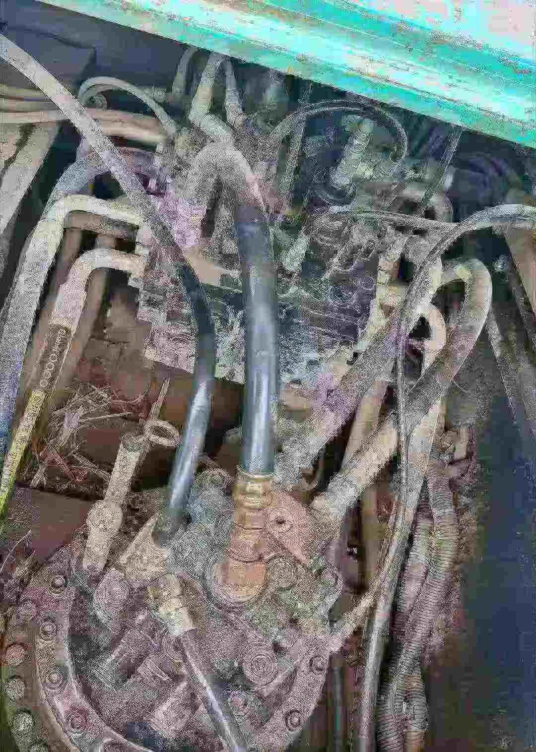 Buy Kobelco SK260 Used Excavator / 9