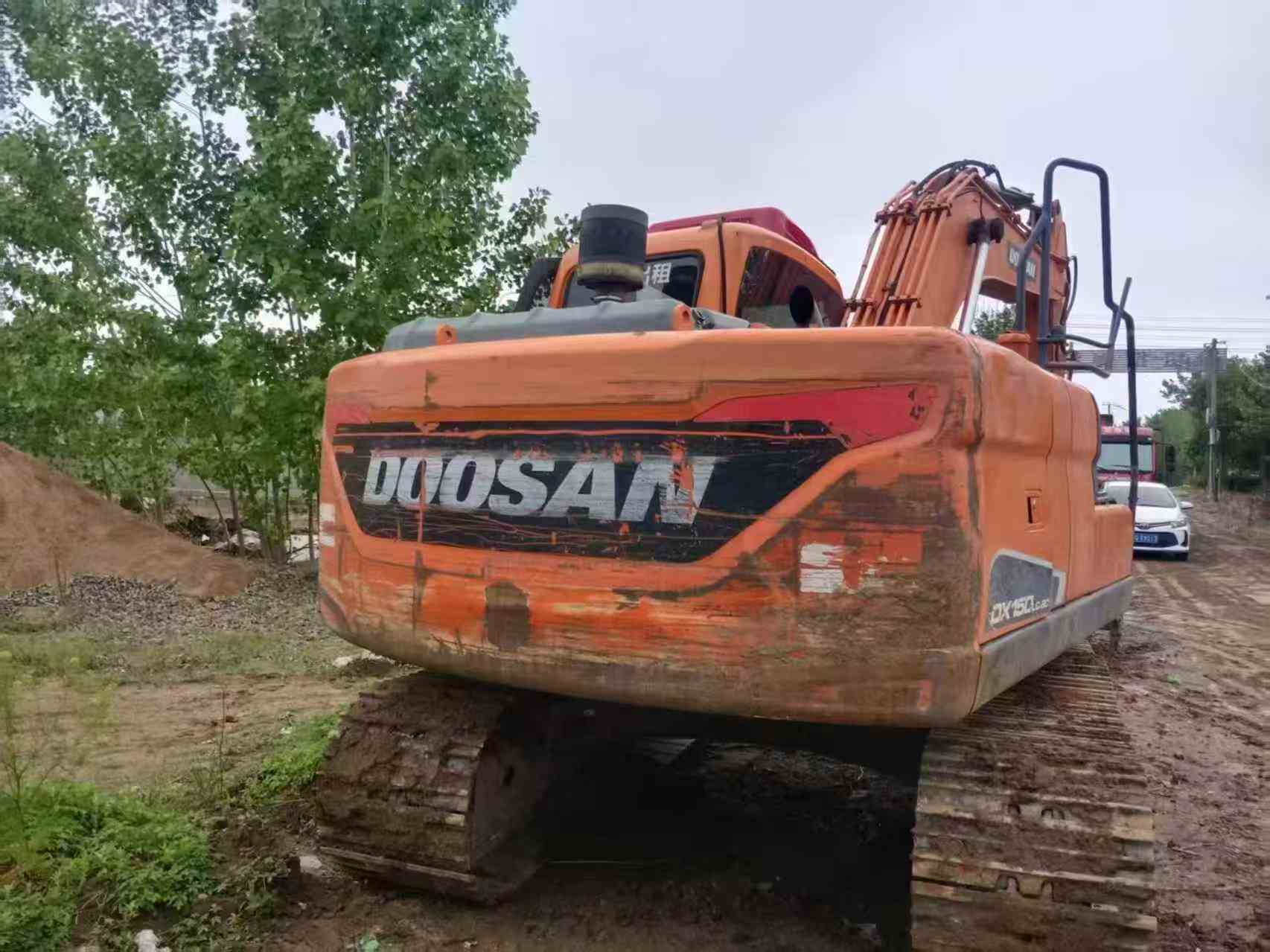 Buy Doosan S130W-3 Used Excavator / 4