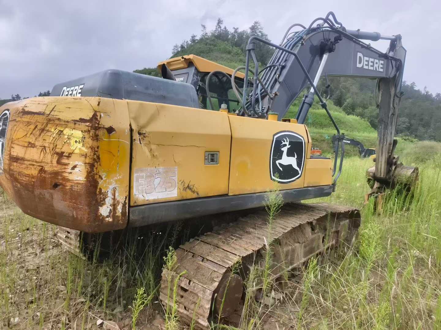 Buy JohnDeere E210 Used Excavator / 3