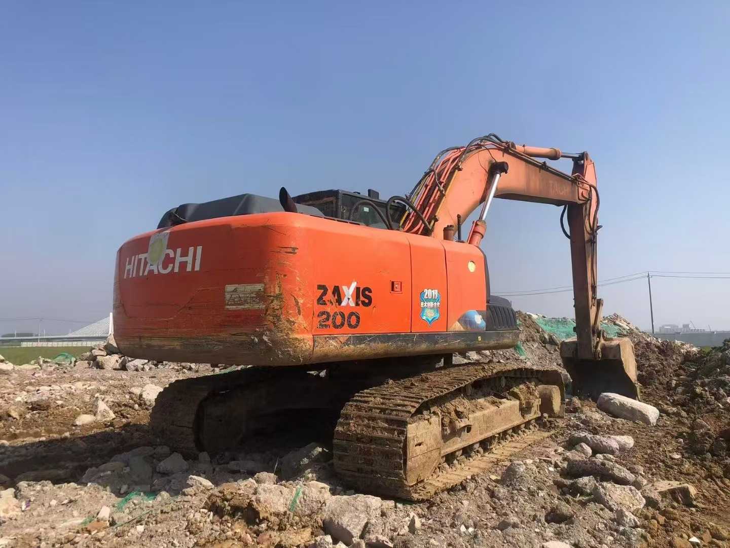 Buy Hitachi ZH200-5A Used Excavator / 3