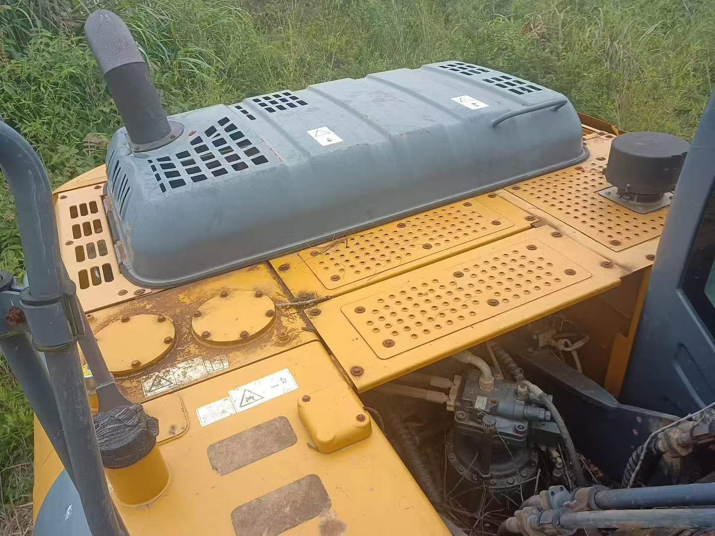 Buy XCMG XE205DA Used Excavator / 5