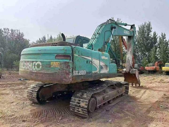 Buy Kobelco SK200 Used Excavator / 2