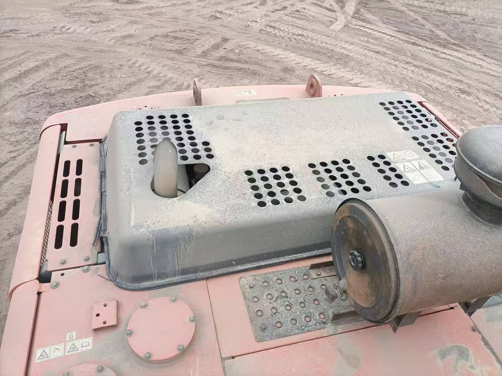 Buy Hitachi ZX240 Used Excavator / 8