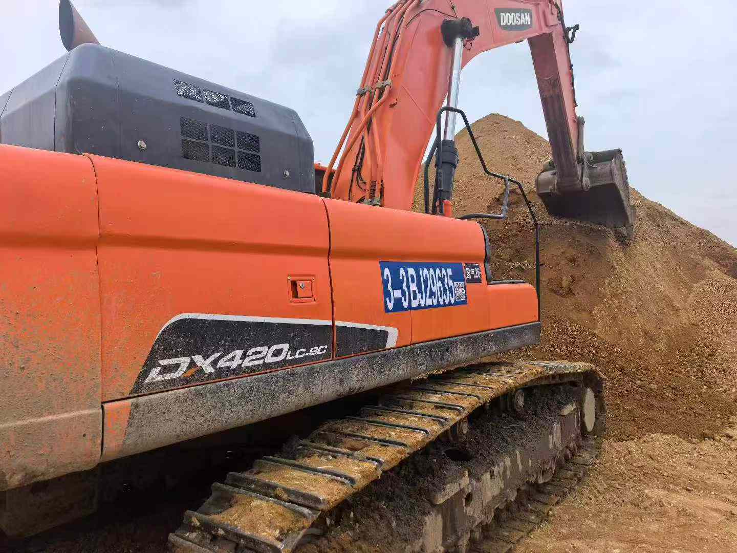 Buy Doosan DH420 Used Excavator / 5