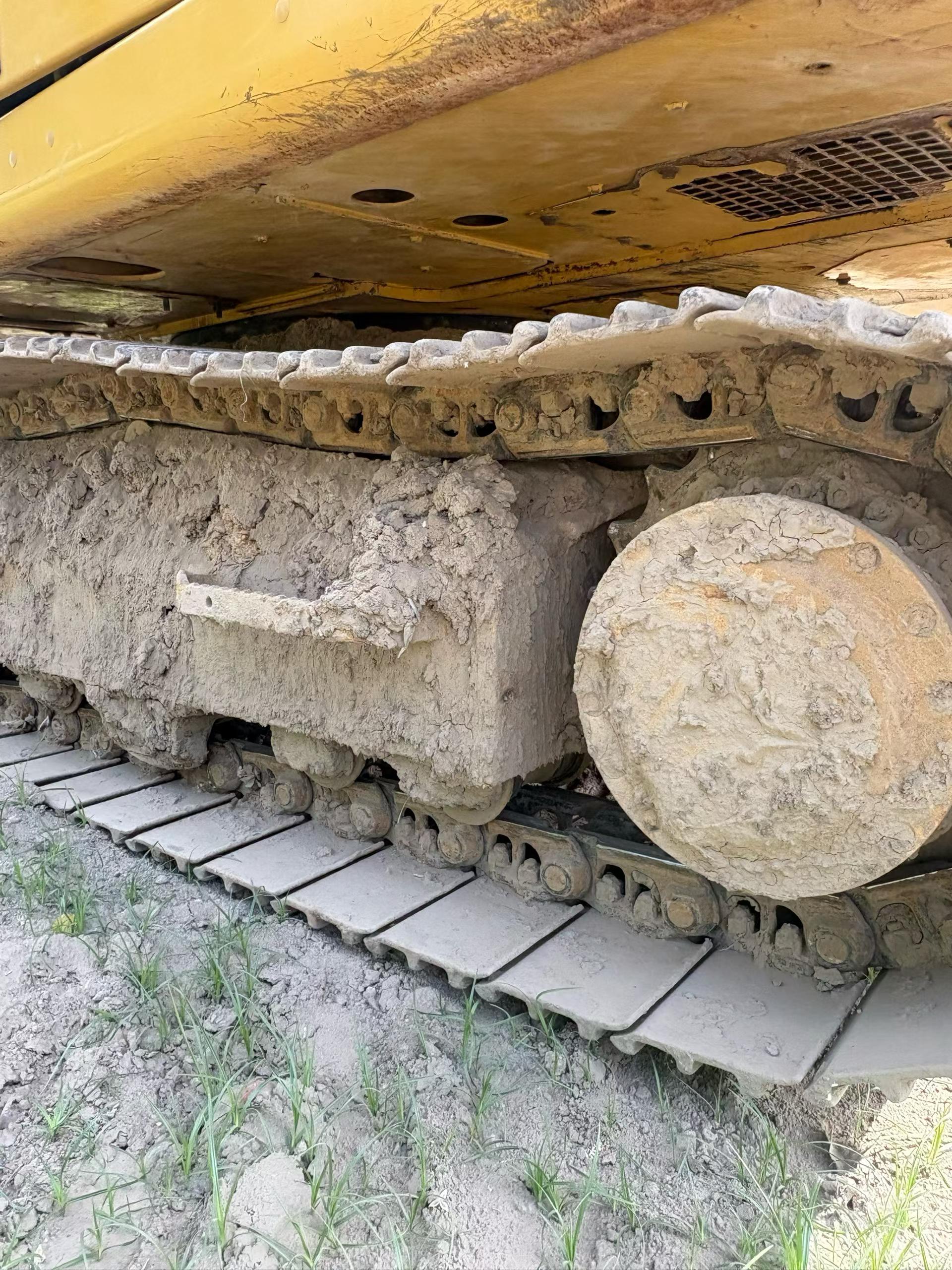 Buy Caterpillar 323 Used Excavator / 9
