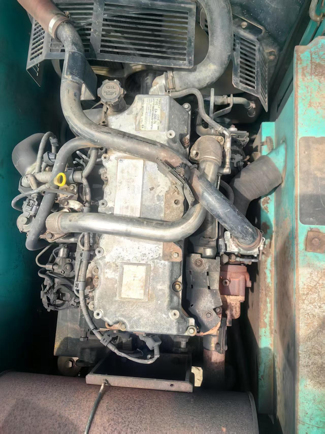 Buy Kobelco SK210 Used Excavator / 6