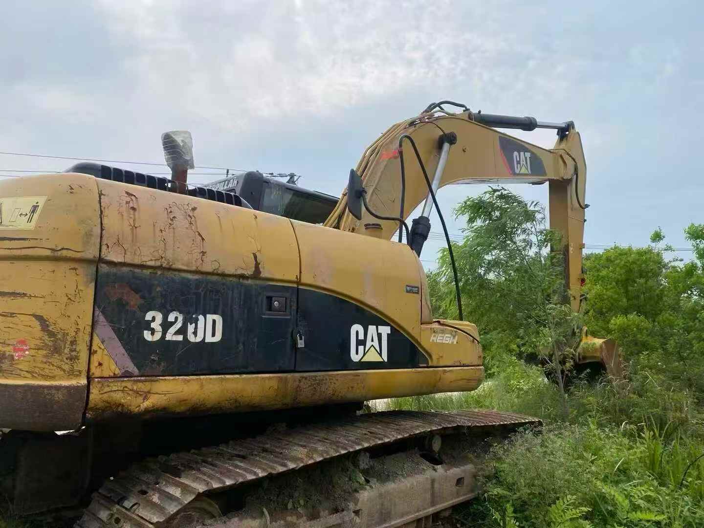 Buy Caterpillar 320D Used Excavator / 2