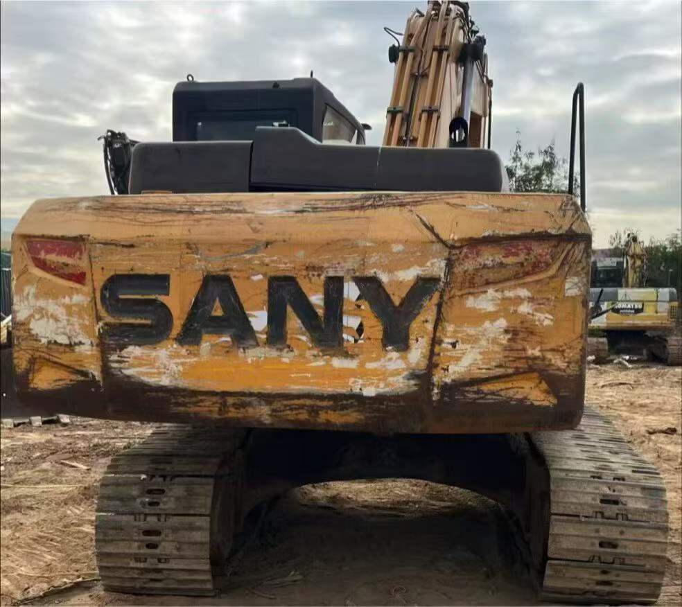 Buy Sany SY215C Used Excavator / 2