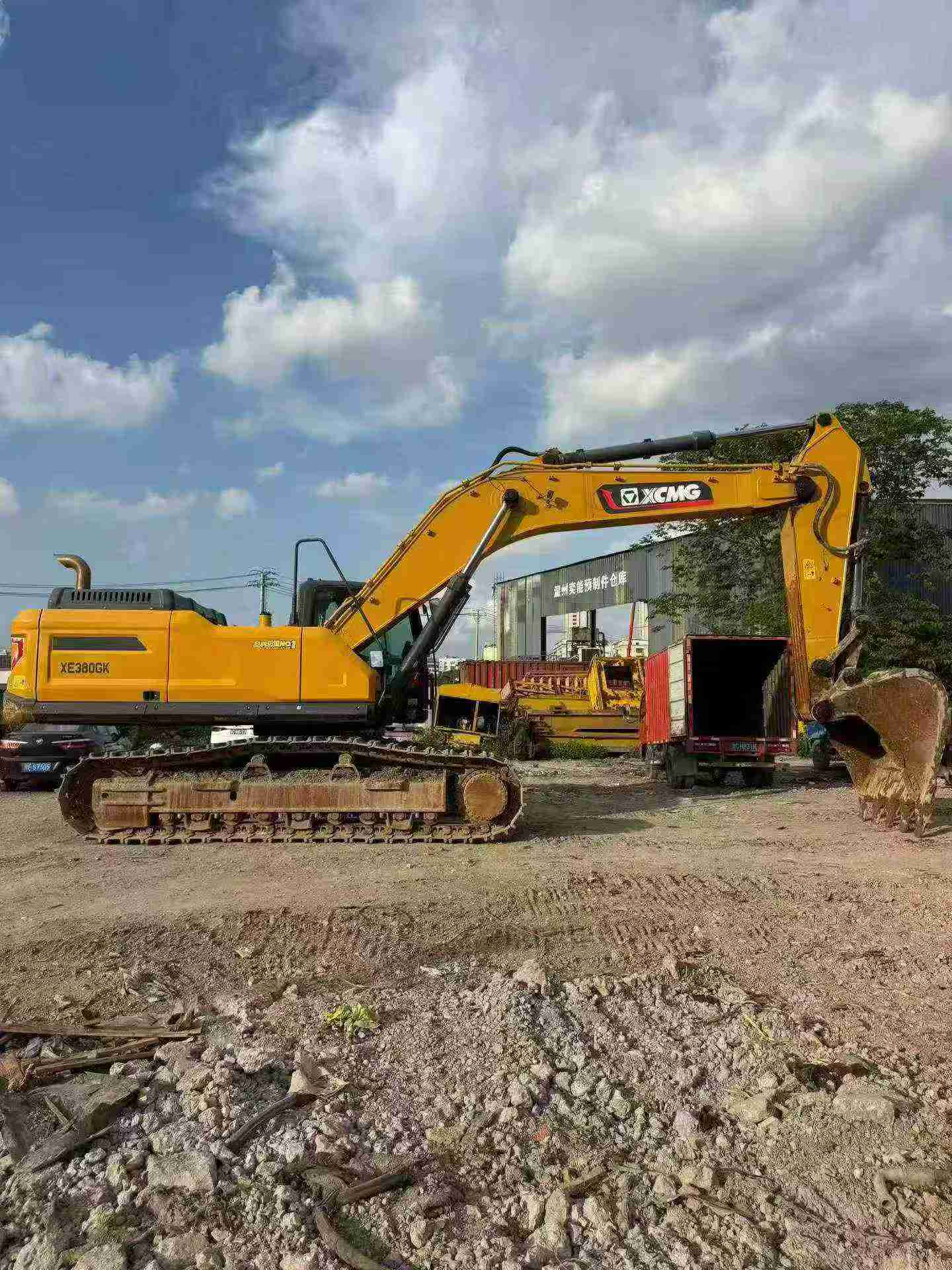 Buy XCMG XE380K Used Excavator / 5