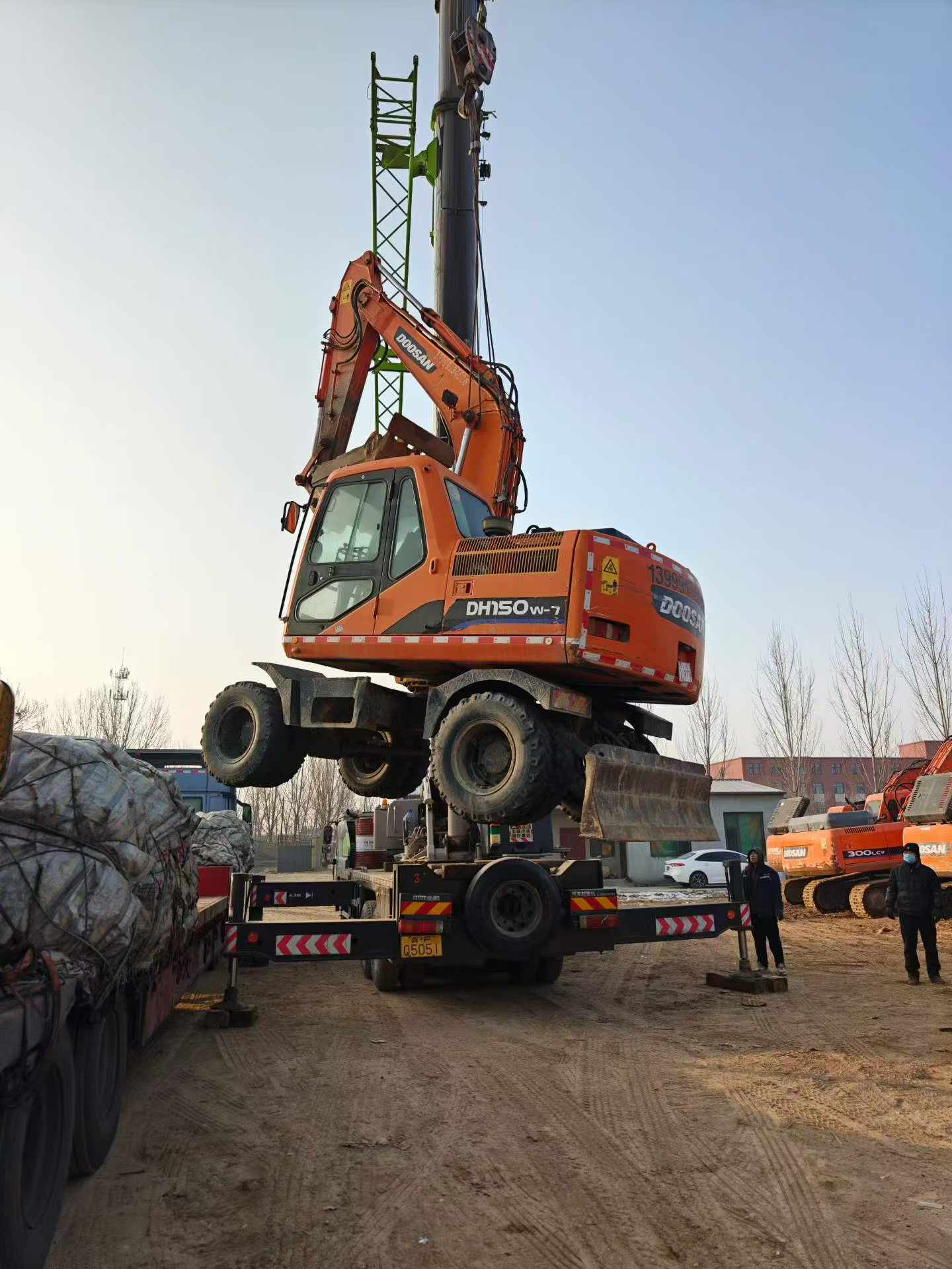 Buy Doosan DH300-7 Used Excavator / 9